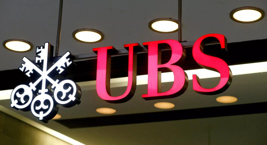 The logo of Swiss bank UBS is seen at a branch office in Zurich, Switzerland, June 22, 2020. REUTERS/Arnd Wiegmann