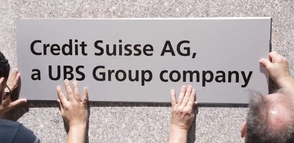 The global phase-out of the Credit Suisse brand is well underway, but the brand might endure in Switzerland if UBS sells its rival's local operations. © Sergio Ermotti/LinkedIn
