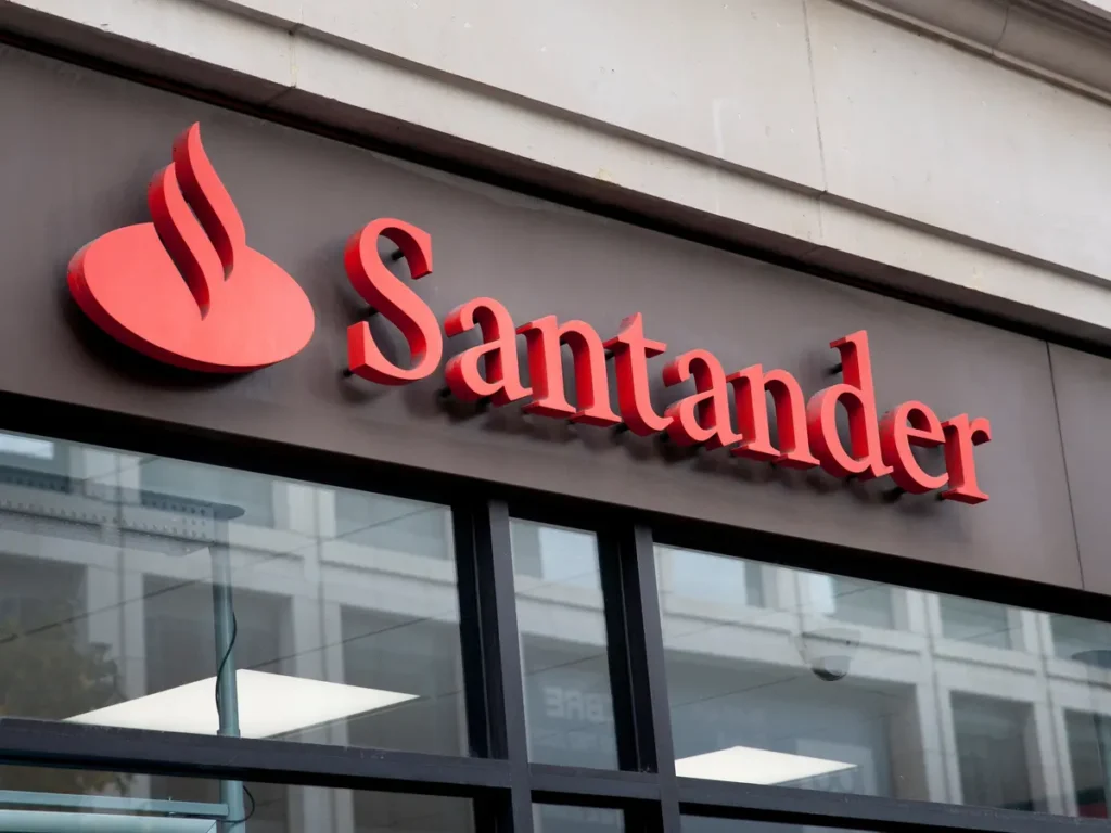 Santander looking to hire from Credit Suisse, Goldman Sachs and Nomura. Photo: Getty Images