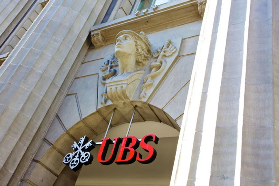 UBS Unveils China Strategy for 2024: Anticipates economic stability and consolidation amidst challenges. PHOTO: ALP/Bloomberg 
