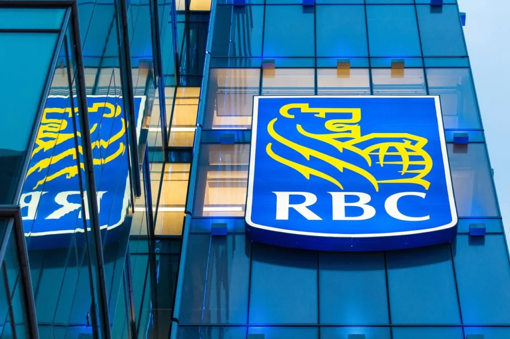Royal Bank of Canada (RBC) injects $2.95 billion into City National Bank to address balance sheet issues and improve performance. PHOTO: Getty Images