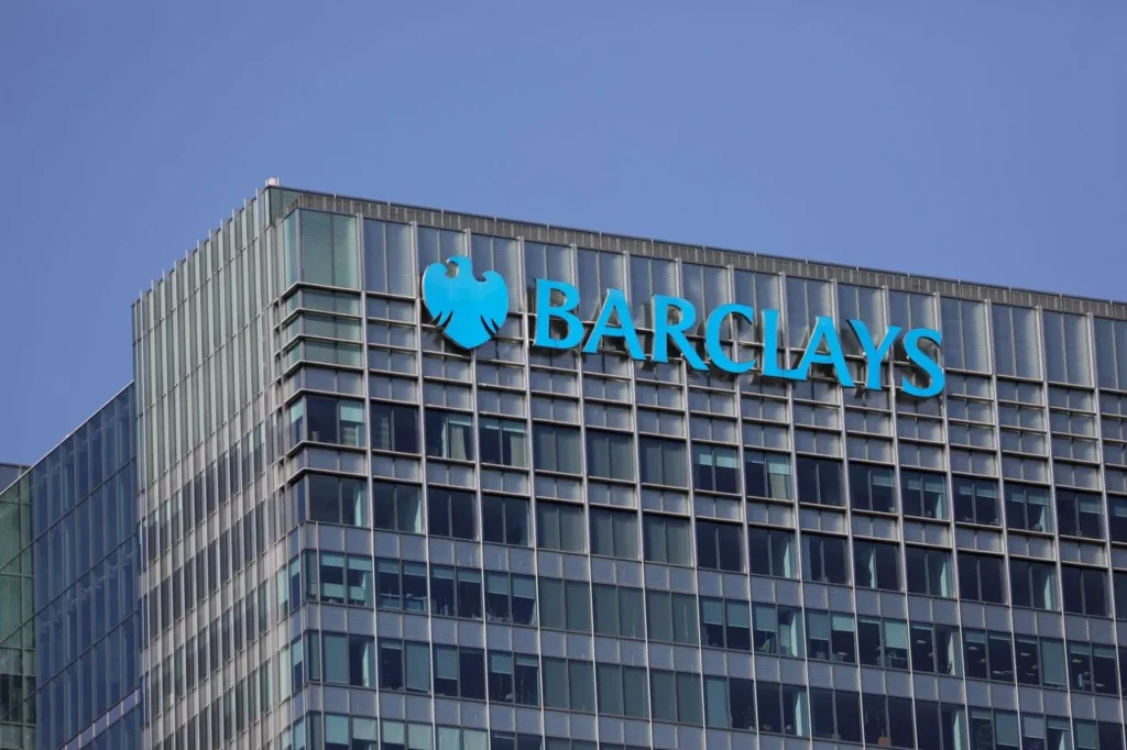 A Barclays bank building is seen at Canary Wharf in London, Britain May 17, 2017. Photo: Shutterstock