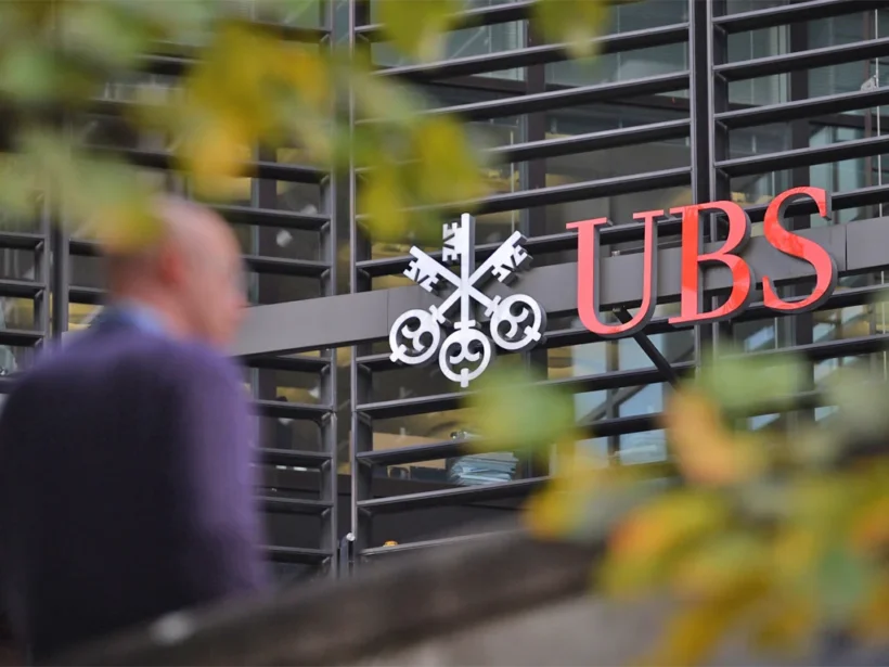 UBS raises $3.5 billion in AT1 bond sale, boosting market confidence after Credit Suisse incident. PHOTO: Shutterstock